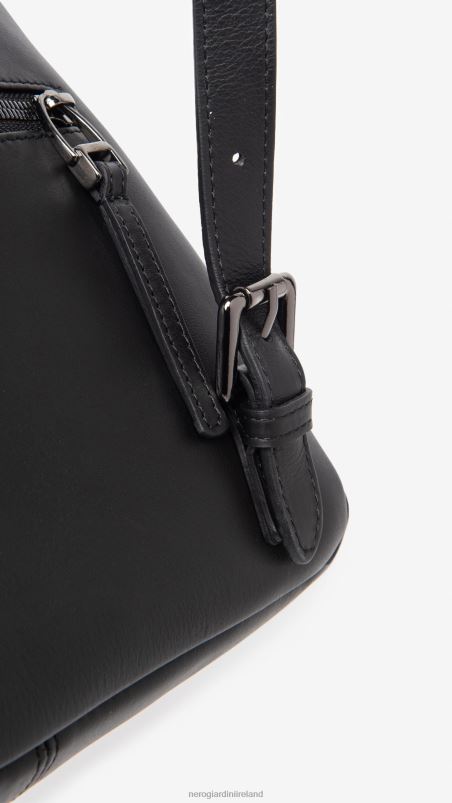 NeroGiardini Women Art. I343520D leather backpack Nero N8HP4308